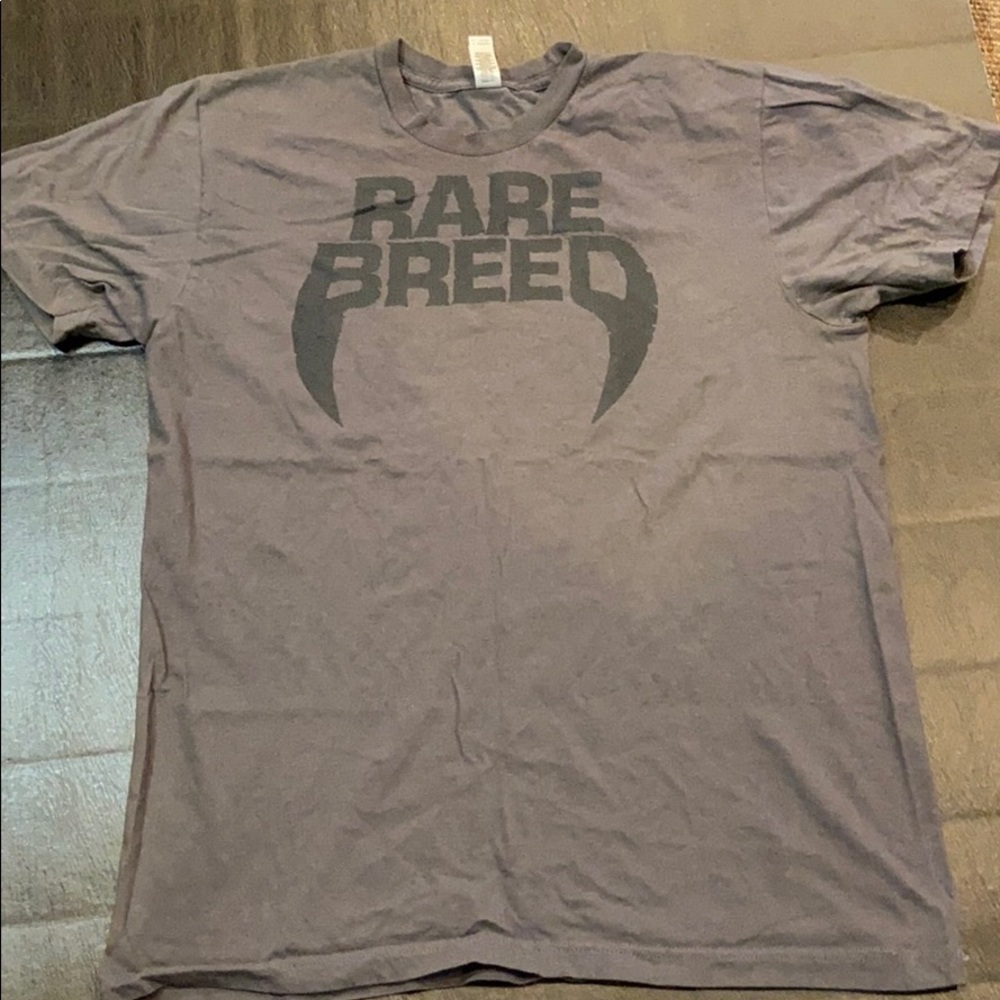 Rare breed T-shirt sz L
